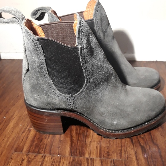 Frye Shoes - Frye Sabrina Chelsea, in Slate, size 7